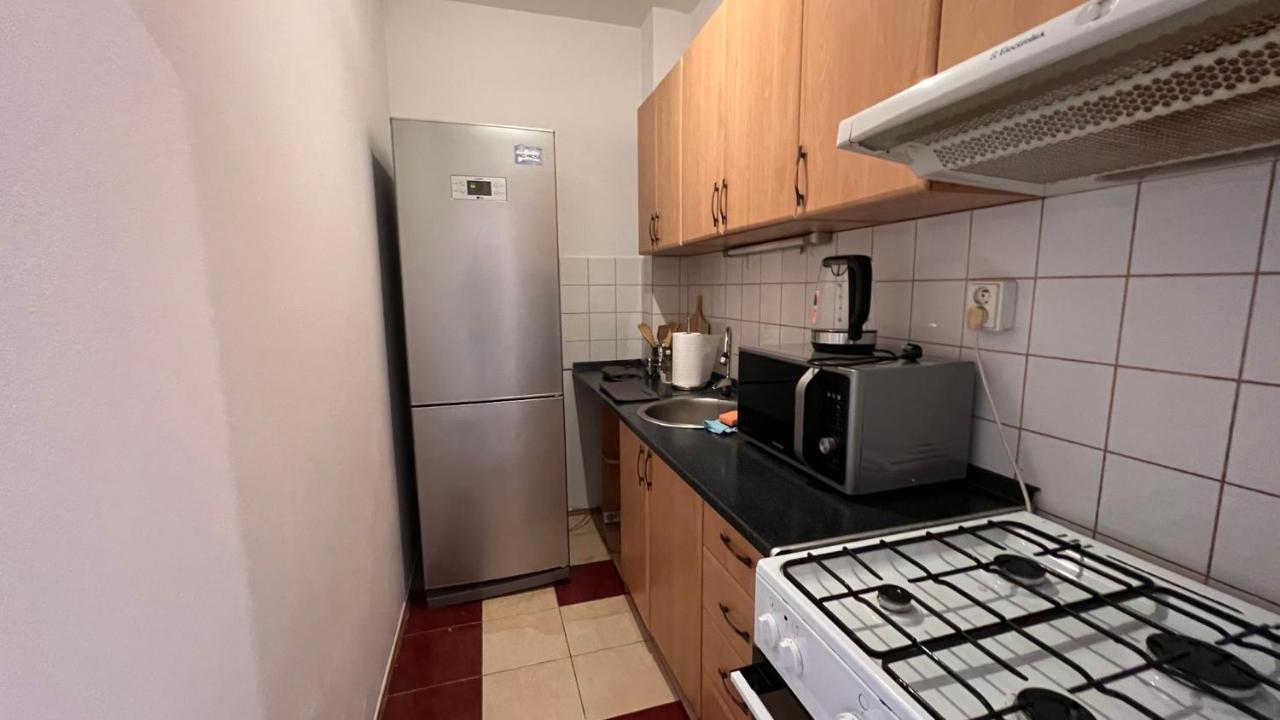 2 Room Apartment, Near Oc Galeria, Petrzalka Bratislava Exteriér fotografie