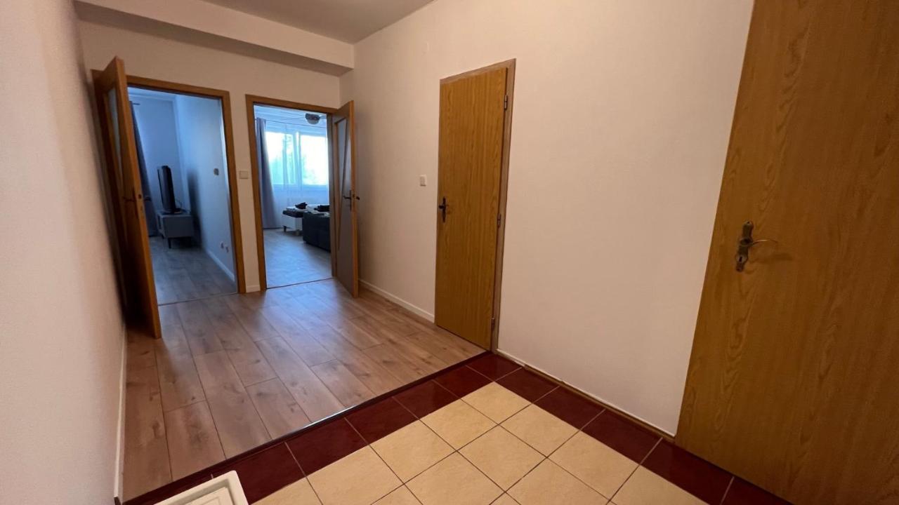 2 Room Apartment, Near Oc Galeria, Petrzalka Bratislava Exteriér fotografie