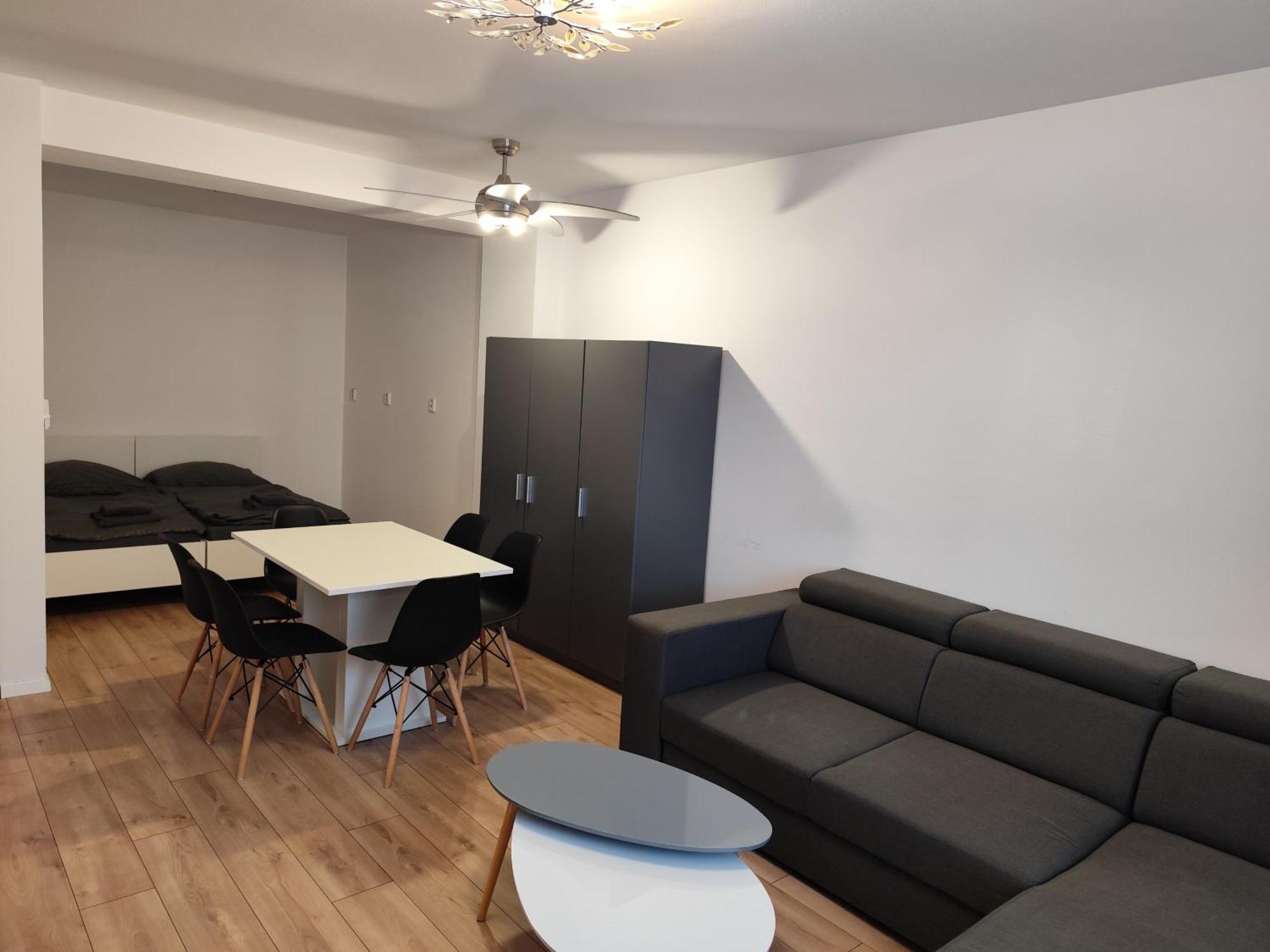 2 Room Apartment, Near Oc Galeria, Petrzalka Bratislava Exteriér fotografie